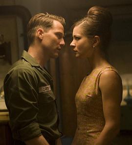 一位军人的爱恋 Julia und der Offizier (2014)海报