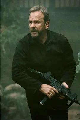 孤峰追击 Sierra Madre (2025)海报